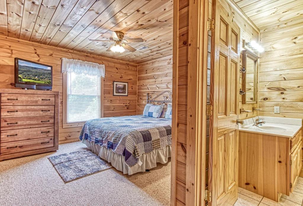Smoky Mountain Gem Villa Gatlinburg Bagian luar foto