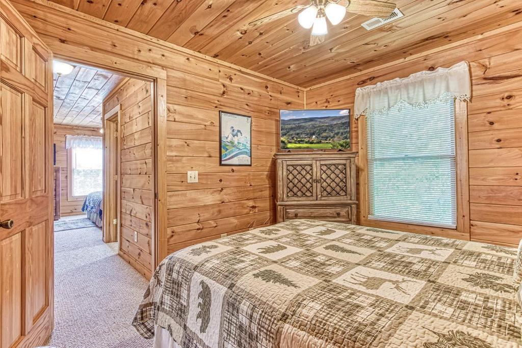 Smoky Mountain Gem Villa Gatlinburg Bagian luar foto