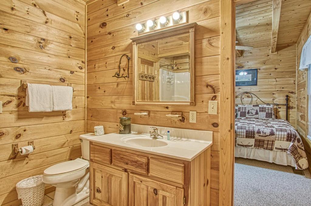 Smoky Mountain Gem Villa Gatlinburg Bagian luar foto