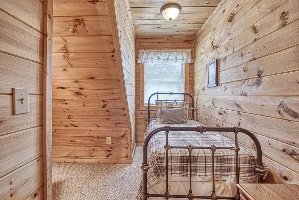 Smoky Mountain Gem Villa Gatlinburg Bagian luar foto